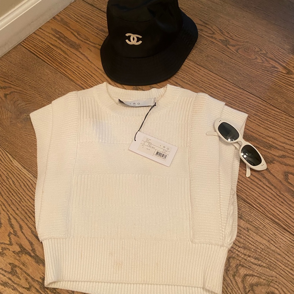 IROSweater top - Picture 4 of 4